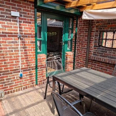 Kleiner Hookie In Hooksiel Mit Hund Villa Шилиг Екстериор снимка